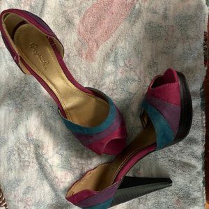 Qupid Peep Toe Faux Suede High Heels 6 1/2